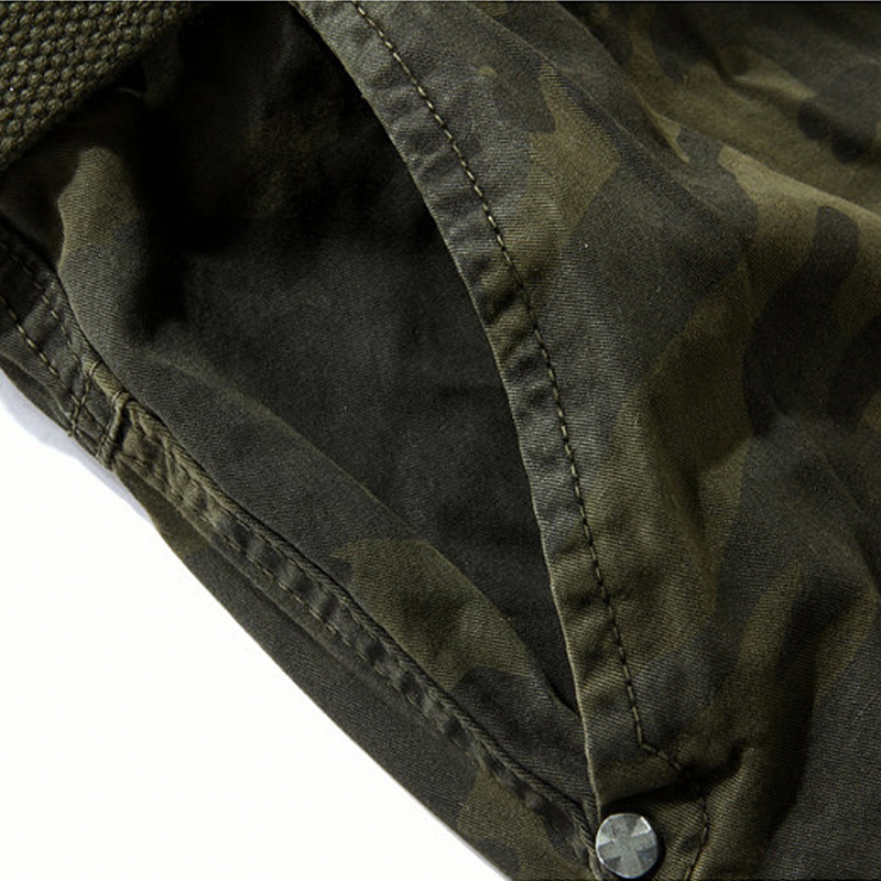 Men's Loose Multi-pockets Camouflage Casual Cargo Shorts